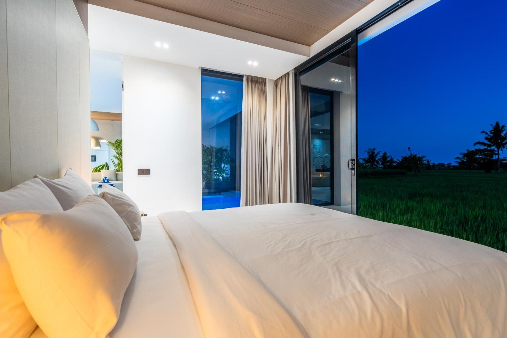 Anyuta Rai Villa Ubud Exterior photo
